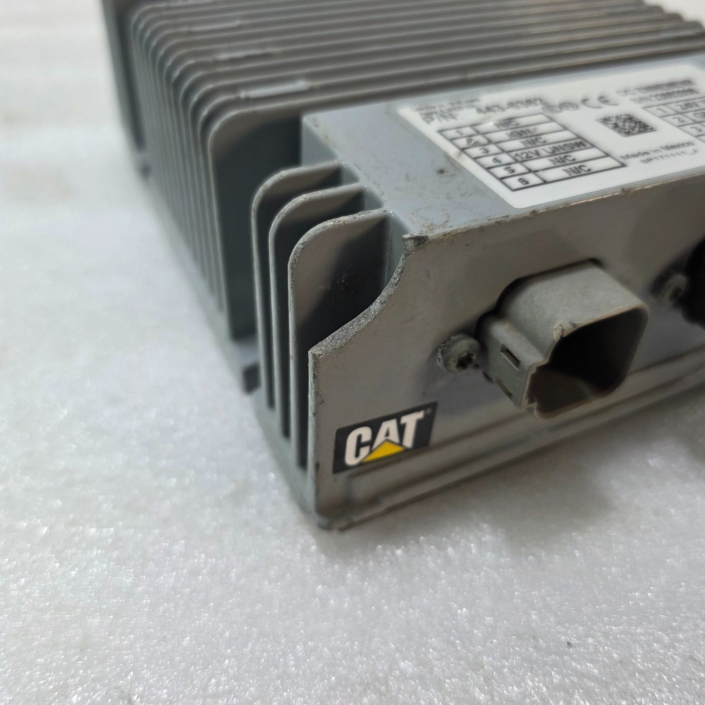 CATERPILLAR 443-6362 DC-DC CONVERTER MODULE | 24V TO 12V POWER SUPPLY | CAT EQUI