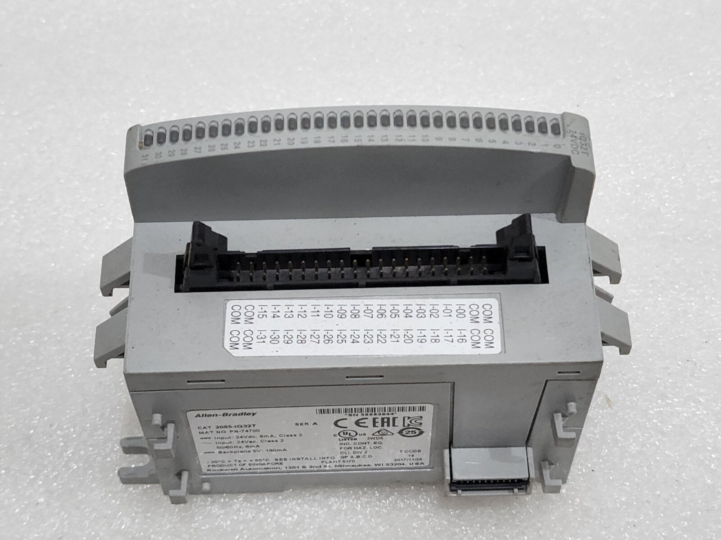 ALLEN BRADLEY CAT 2085-IQ32T MICRO800 32-POINT INPUT MODULE