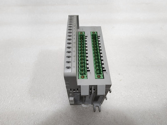 ALLEN BRADLEY CAT 2085-OW16 MICRO800 16-POINT I/O MODULE