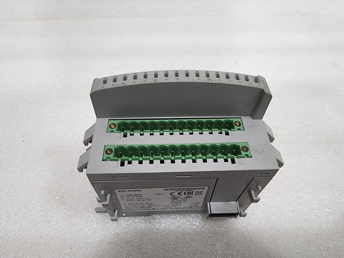 ALLEN BRADLEY CAT 2085-OW16 MICRO800 16-POINT I/O MODULE