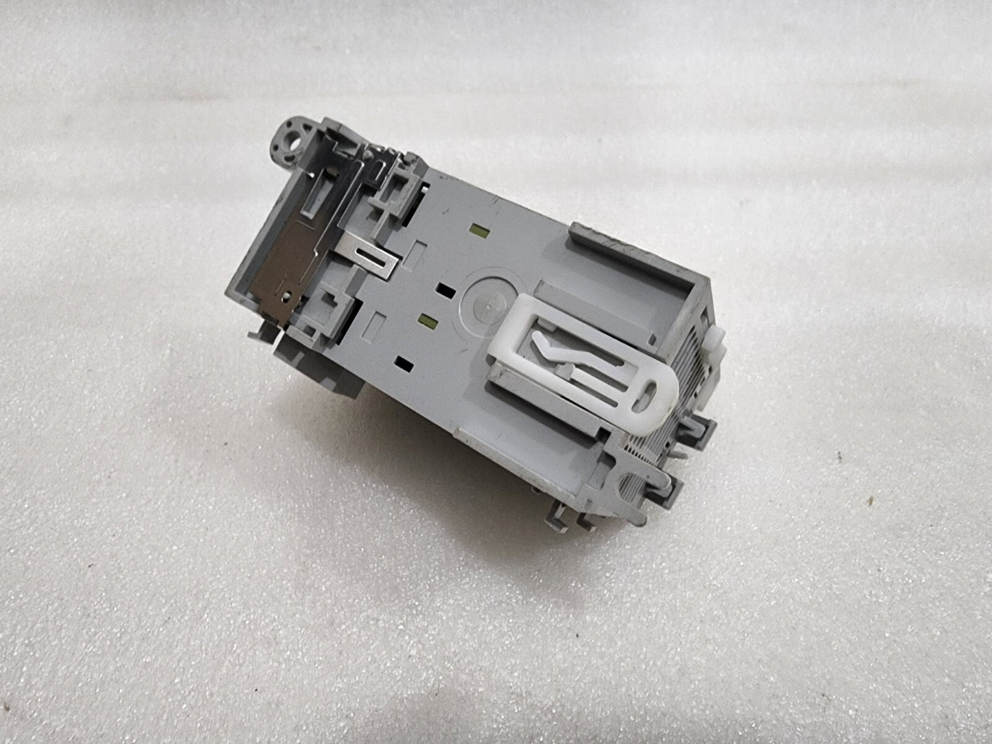 ALLEN BRADLEY CAT 2085-IQ16 MICRO800 16-POINT INPUT MODULE