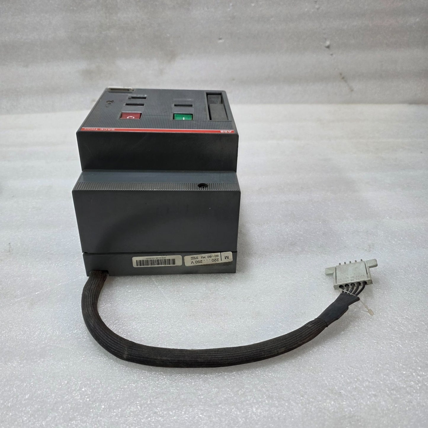 ABB SACE TMAX MOTOR OPERATOR CONTROL UNIT | MCCB REMOTE ON/OFF MODULE | 220–250V