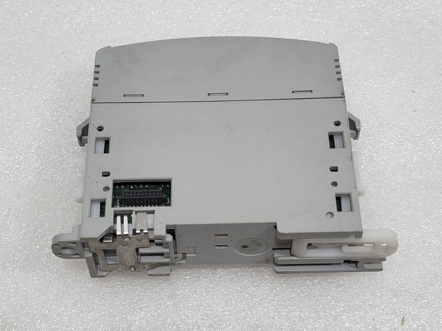 ALLEN BRADLEY CAT 2085-OW8 MICRO800 8POINT I/O MODULE