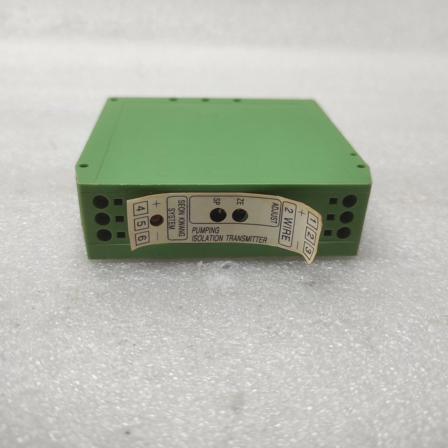 SEON KWANG SYSTEM K-DWT DC SIGNAL TRANSMITTER 24VDC