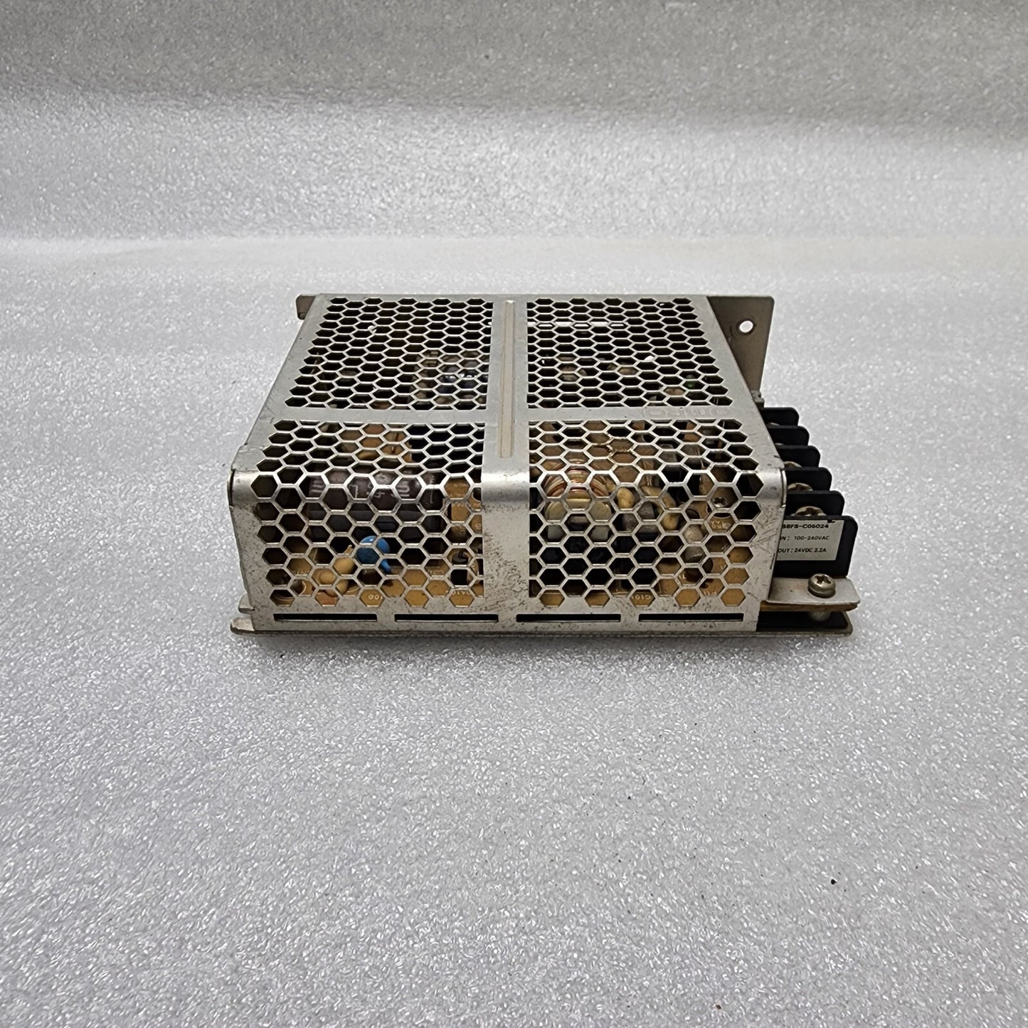 OMRON S8FS-C05024 POWER SUPPLY 24VDC 2.2A