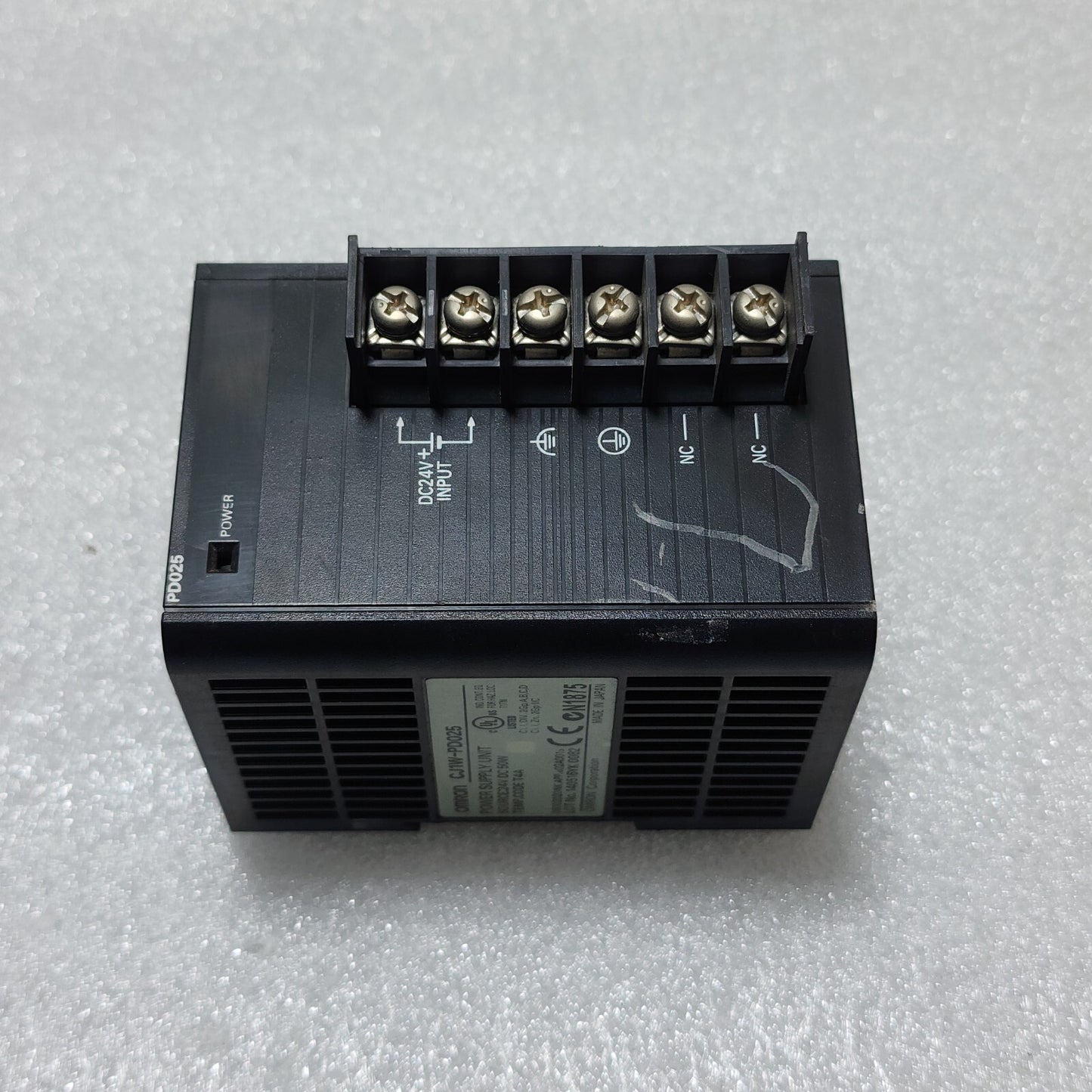 OMRON CJ1W-PD025 POWER SUPPLY UNIT