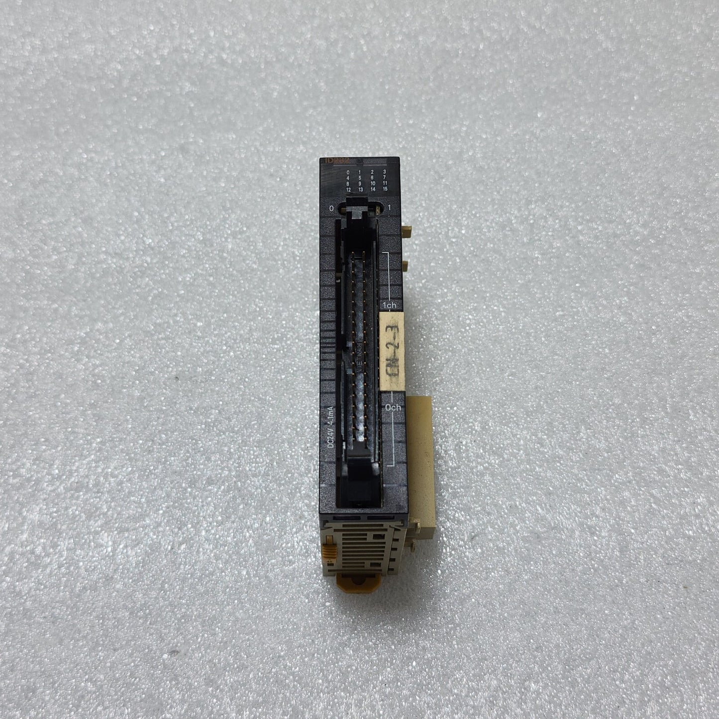 OMRON CJ1W-1D232 INPUT UNIT