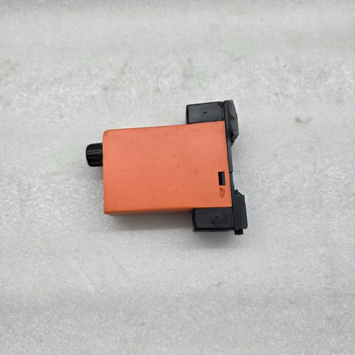 FOX TAM CONTROLS YRC S TIMER RELAY 110V