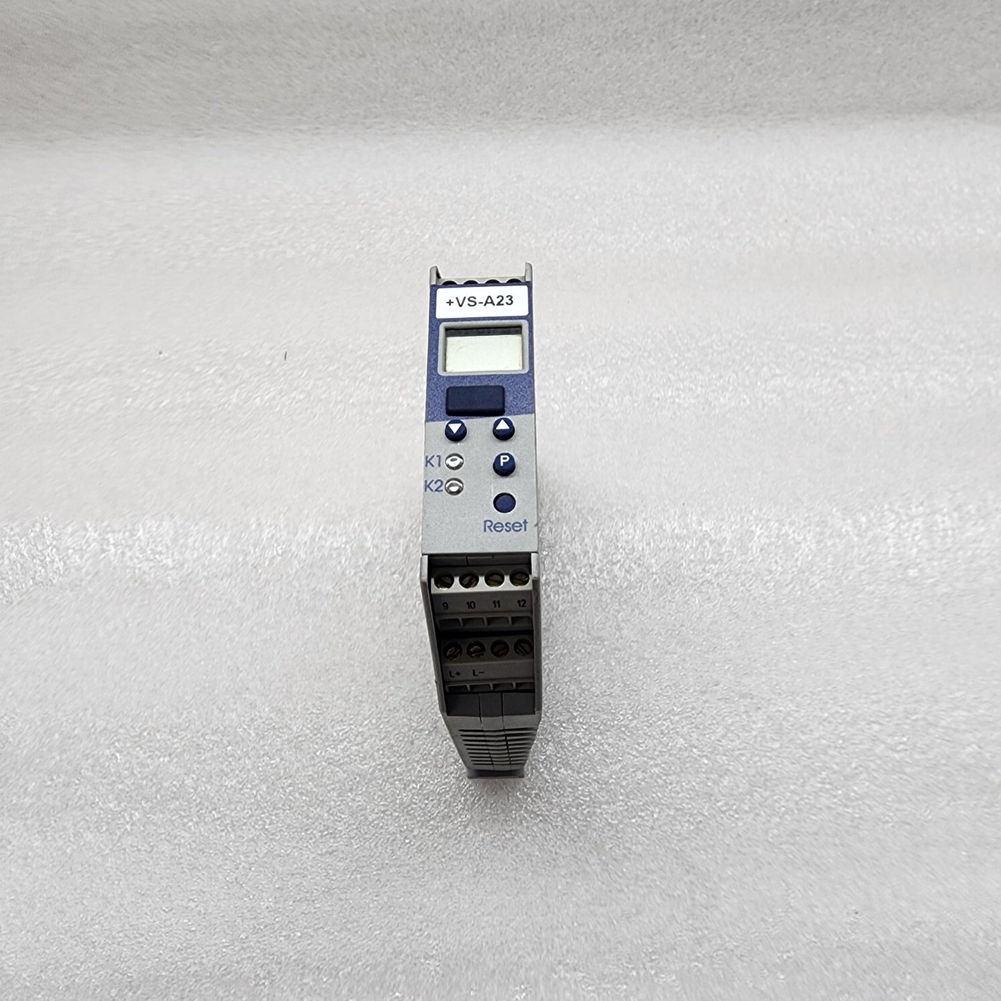 JUMO 701140/9999-999-22-064 TEMPERATURE LIMITER 20-53V AC/DC