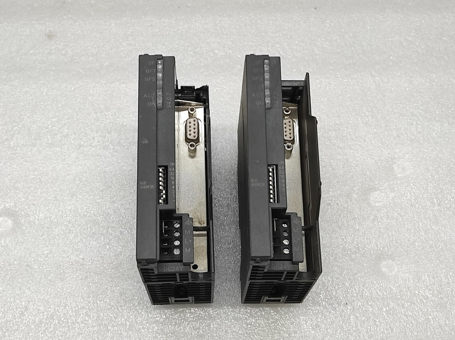 SIEMENS SIMATIC S7 6ES7 153-2BA01-0XB0 INTERFACE MODULE