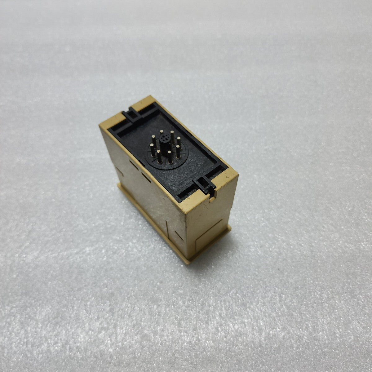 Omron SE-SP2N Motor Relay 200-240 VAC