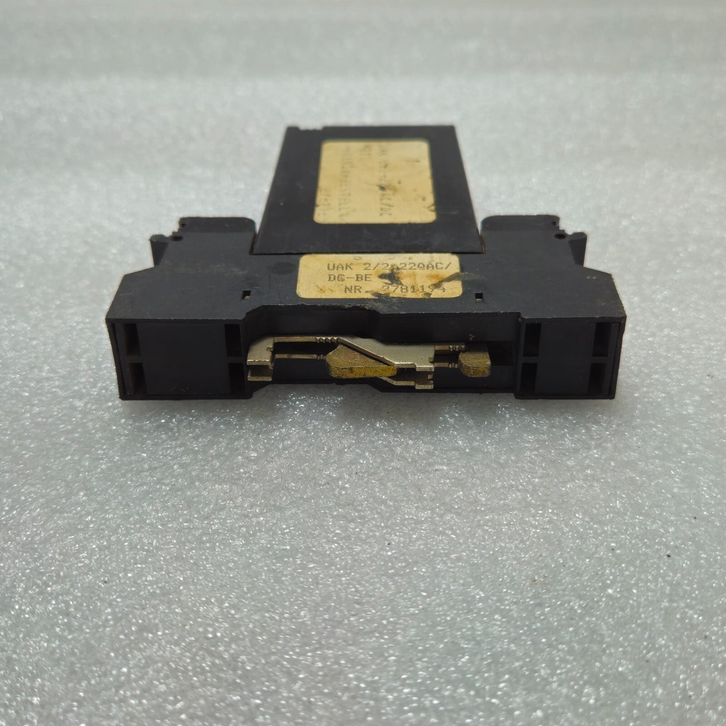 PHOENIX CONTACT UAK 2/2 PLUGTRAB 220V AC/DC 26A