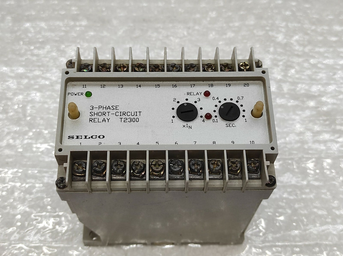 SELCO T2300-01 3-PHASE SHORT-CIRCUIT RELAY | 5A | 380 / 440V AC