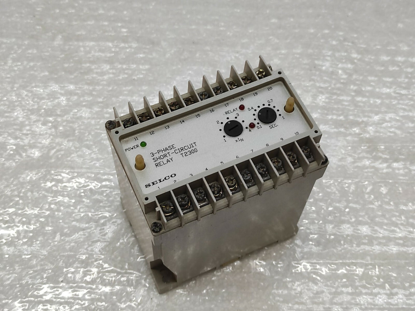 SELCO T2300-01 3-PHASE SHORT-CIRCUIT RELAY | 5A | 380 / 440V AC