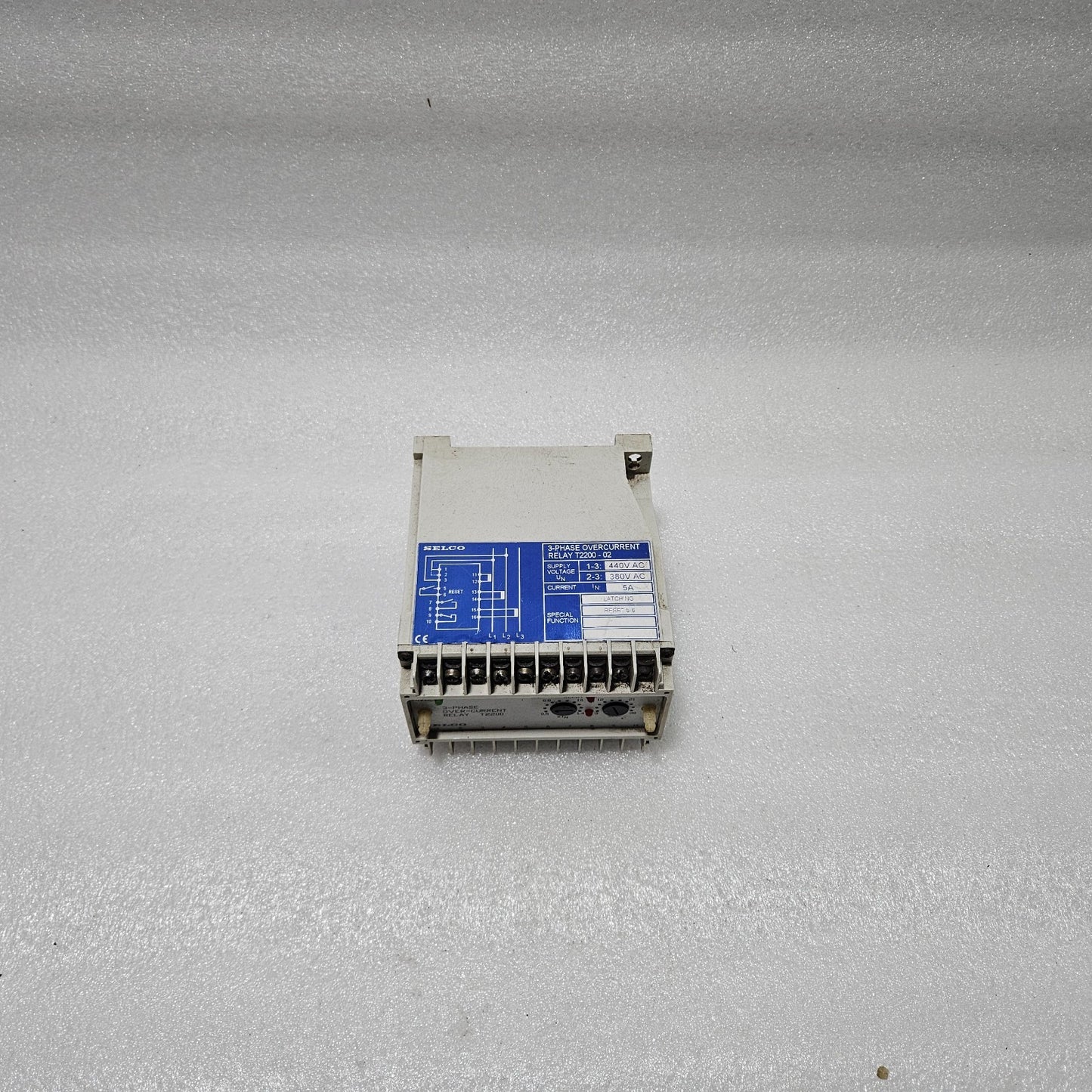 SELCO T2200-02 3-PHASE OVERCURRENT RELAY | 5A | 380 / 440V AC