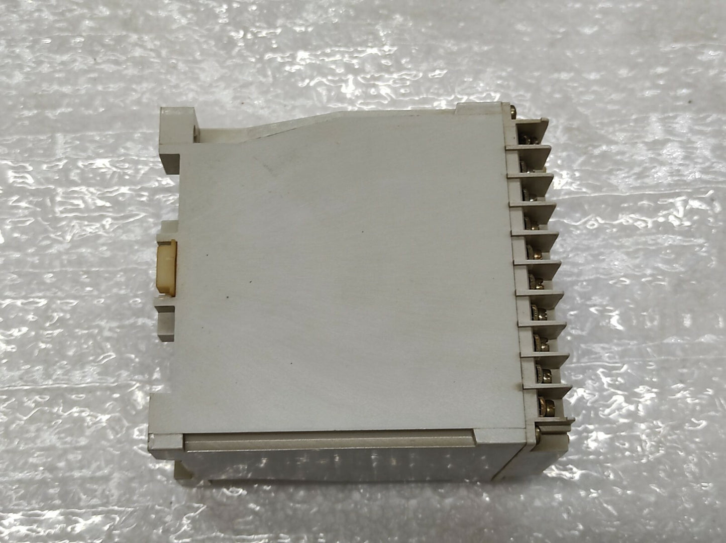 SELCO T2200-01 3-PHASE OVERCURRENT RELAY | 5A | 380 / 440V AC