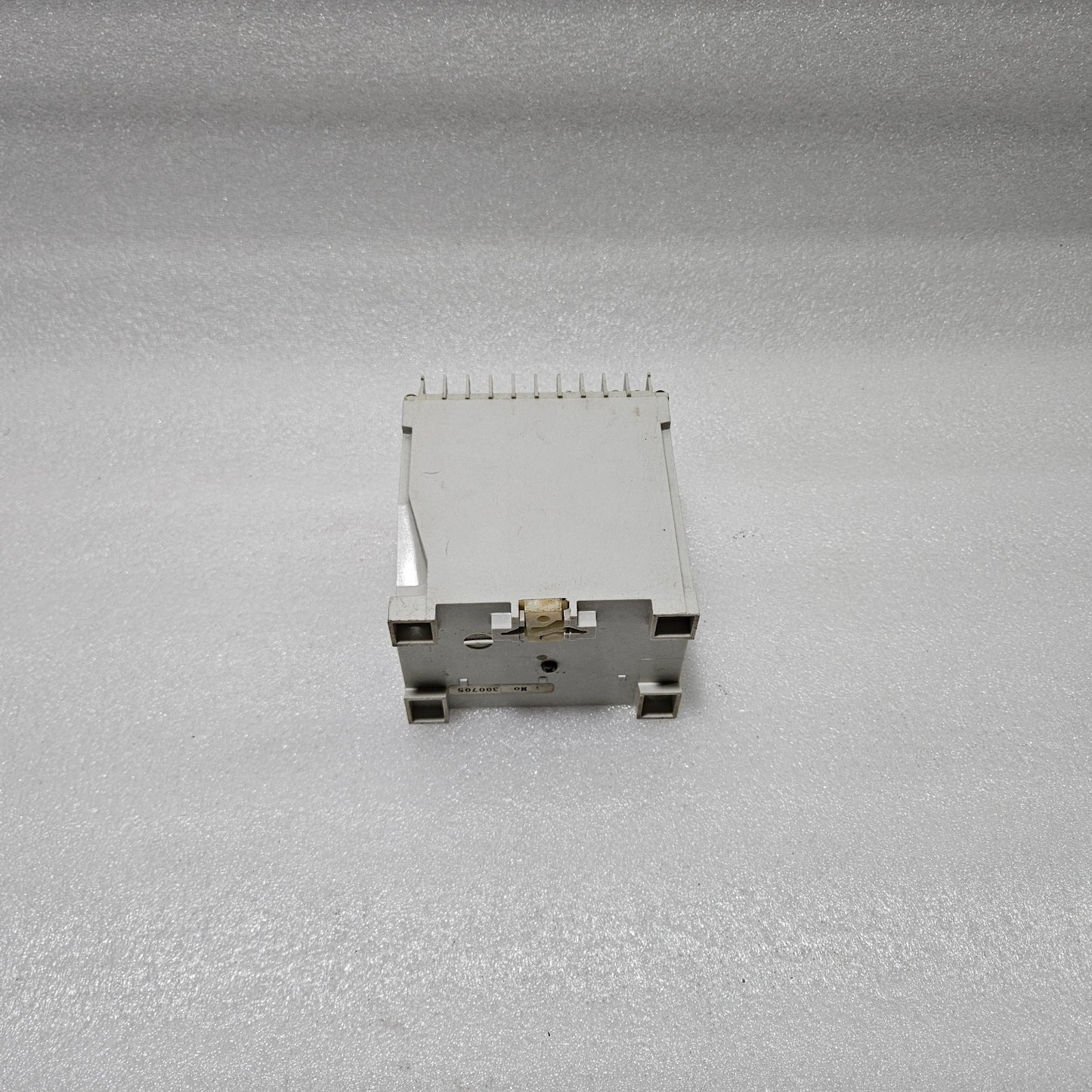 SELCO T2000-08 REVERSE POWER RELAY | 1A | 380 / 440V AC