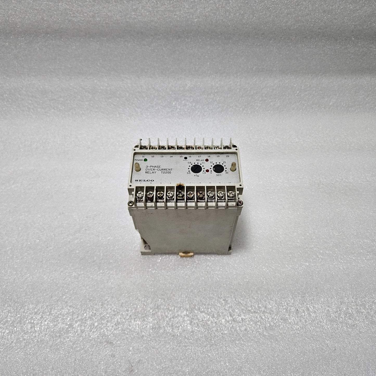 SELCO T2200-01 3-PHASE OVERCURRENT RELAY | 5A | 380 / 440V AC