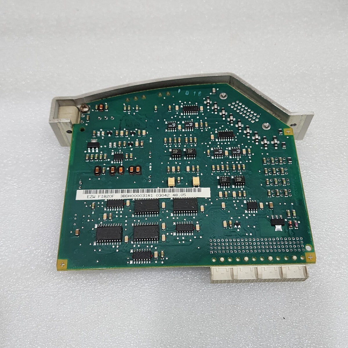 ABB SERIAL FI 820F FIELDBUS MODULE 3BDH000031R1