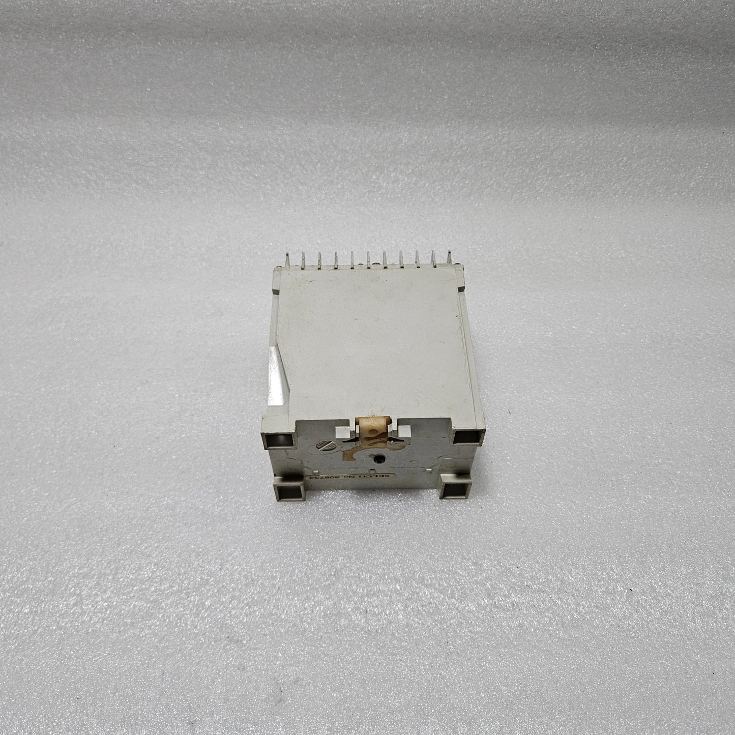 SELCO T2200-01 3-PHASE OVERCURRENT RELAY | 5A | 380 / 440V AC