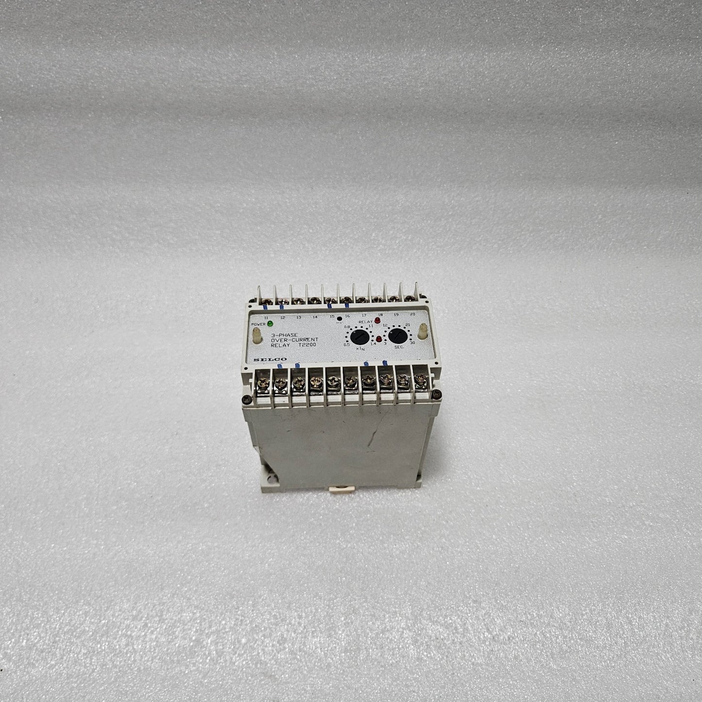 SELCO T2200-12 3-PHASE OVERCURRENT RELAY | 5A | 110 / 220V AC
