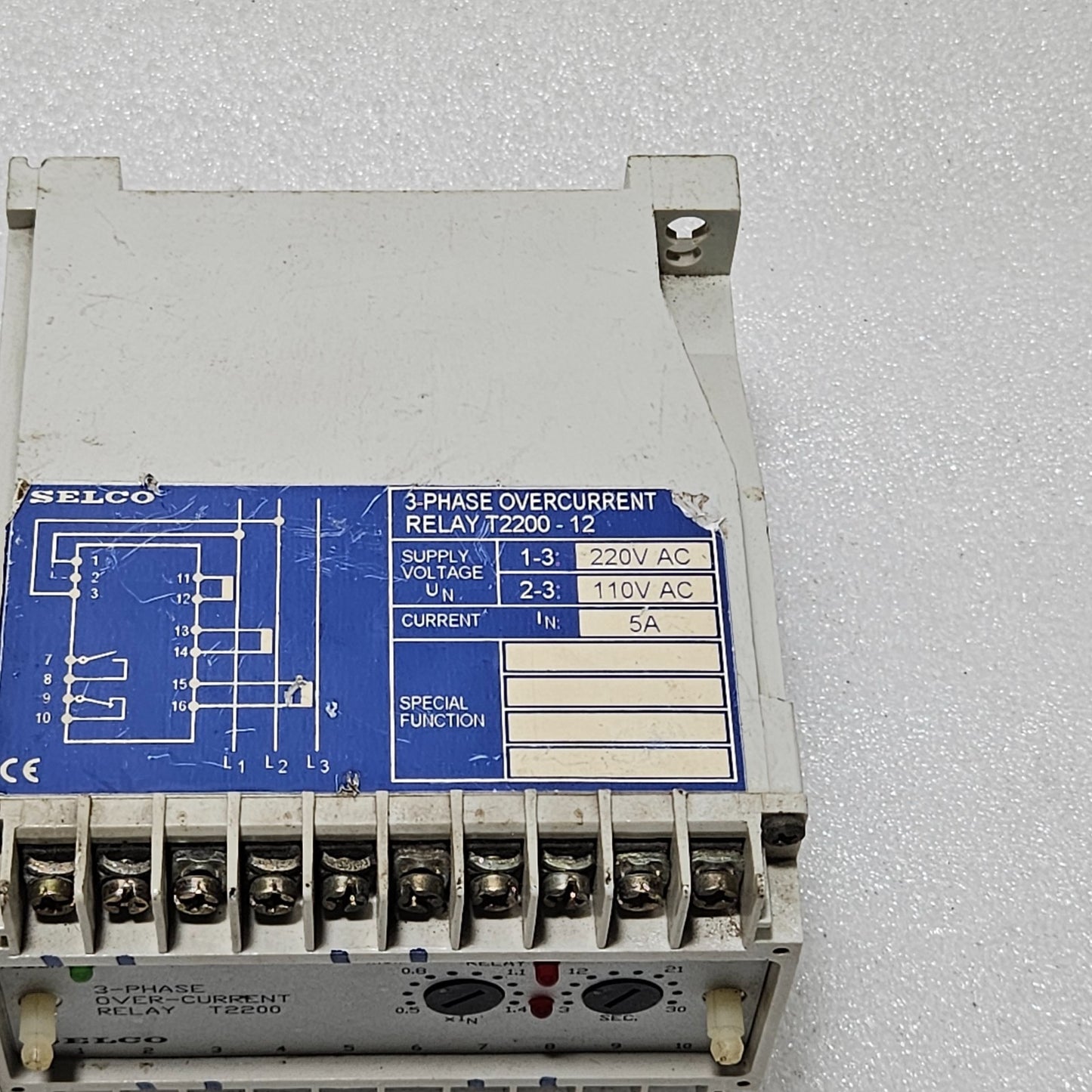 SELCO T2200-12 3-PHASE OVERCURRENT RELAY | 5A | 110 / 220V AC