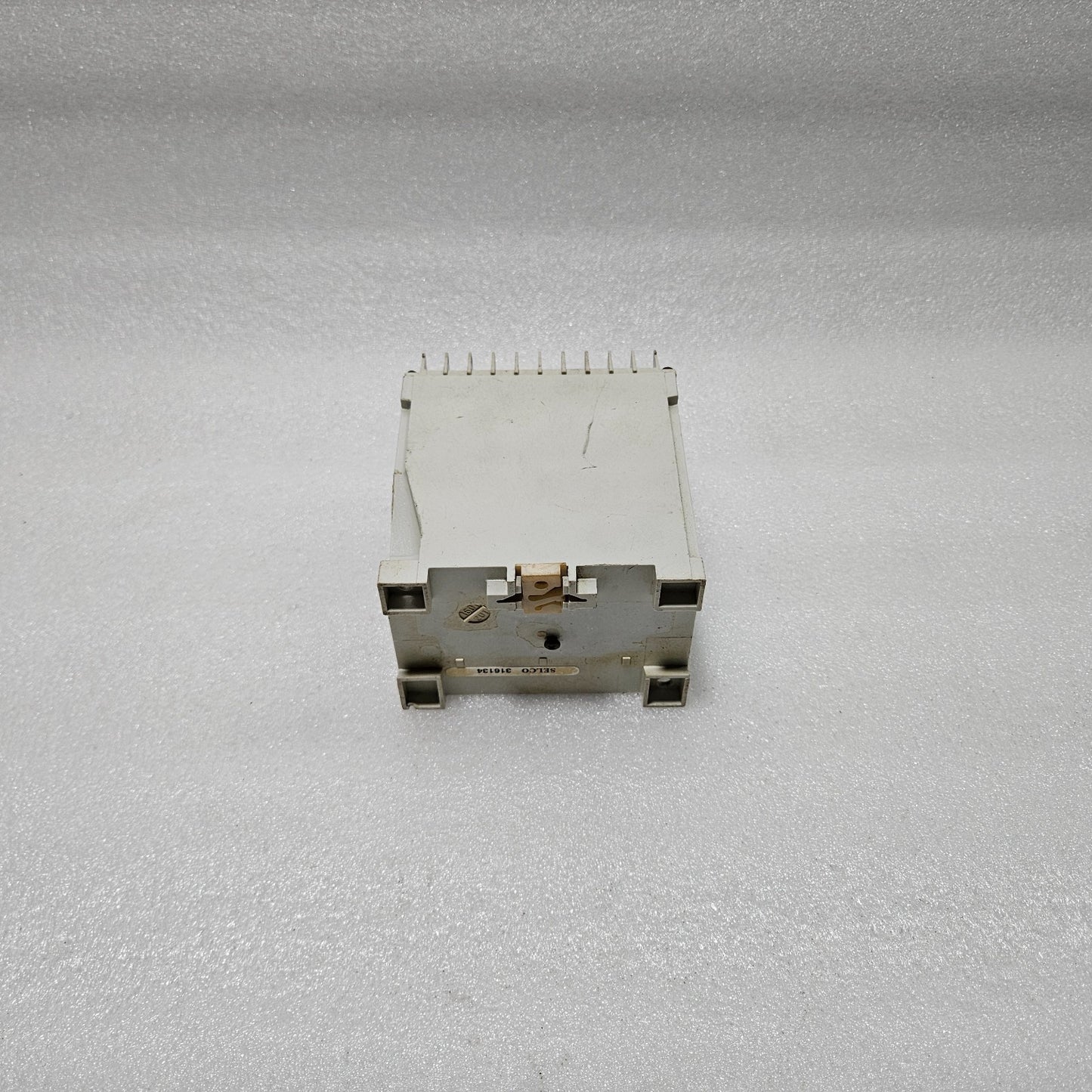 SELCO T2200-12 3-PHASE OVERCURRENT RELAY | 5A | 110 / 220V AC