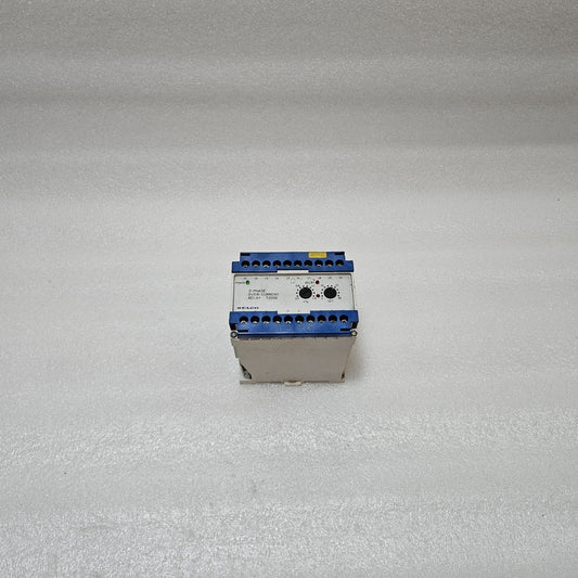 SELCO T2200-02 OVERCURRENT RELAY | 5A | 400 / 450V AC BODY BURNT OPERATIONAL