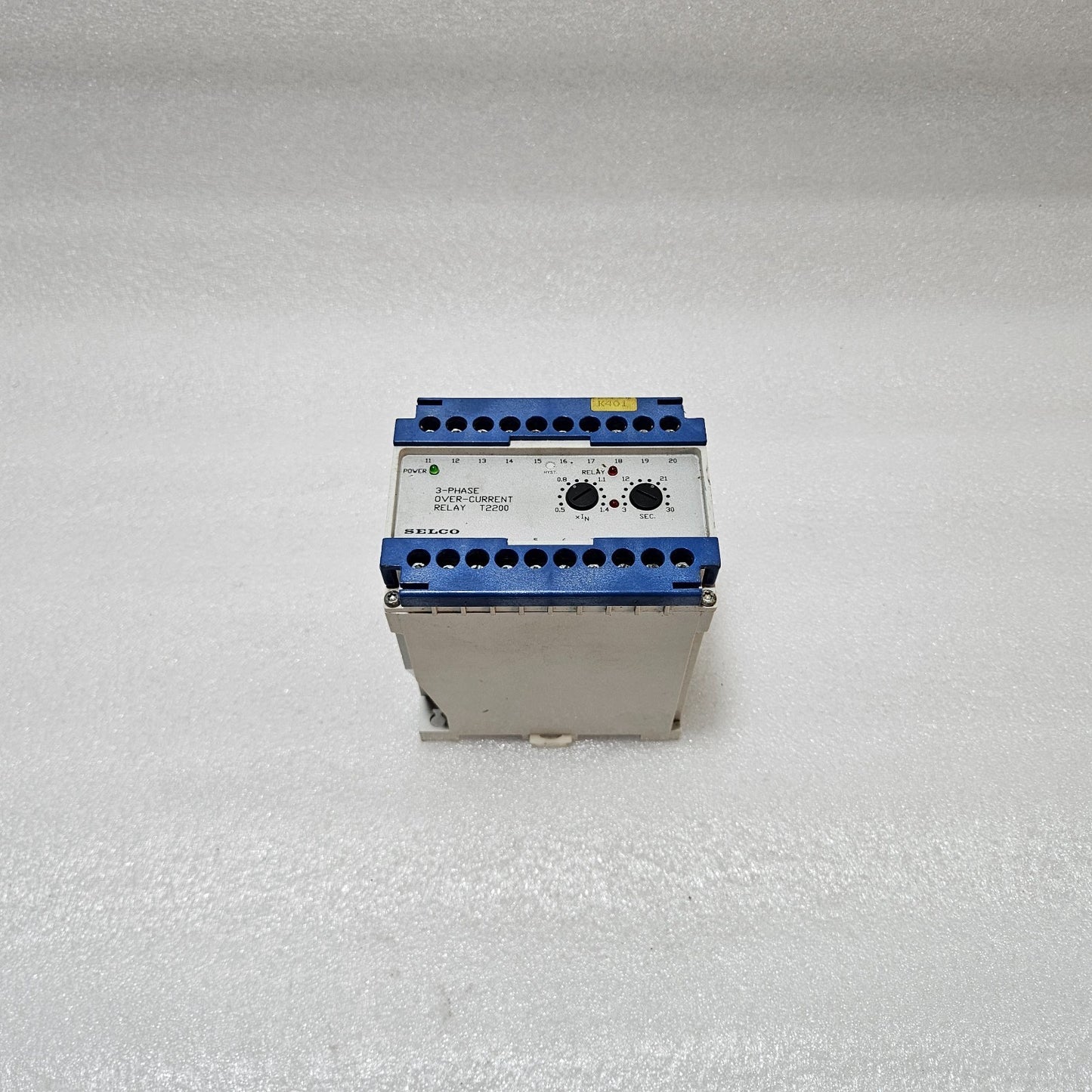 SELCO T2200-02 OVERCURRENT RELAY | 5A | 400 / 450V AC BODY BURNT OPERATIONAL