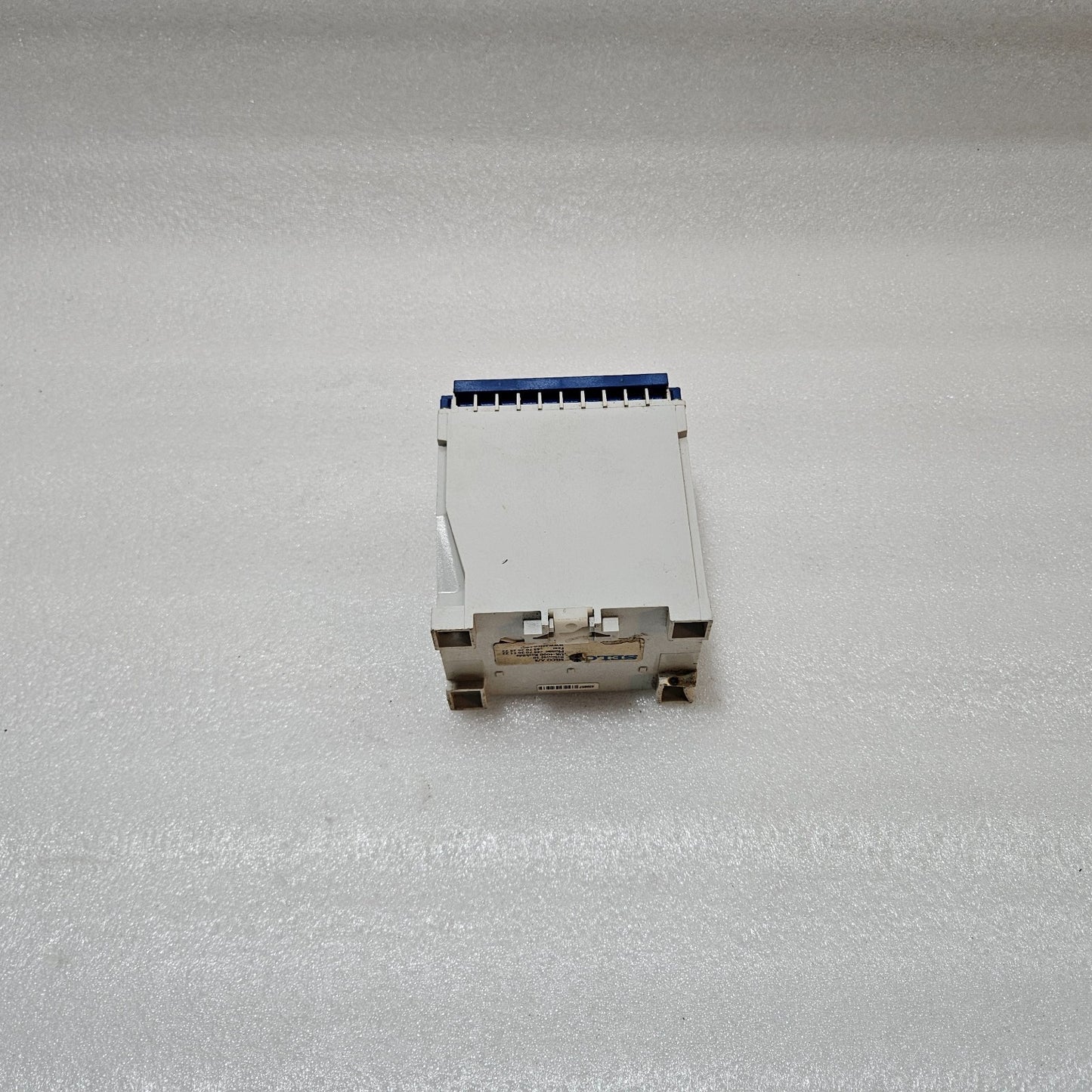 SELCO T2200-02 OVERCURRENT RELAY | 5A | 400 / 450V AC BODY BURNT OPERATIONAL