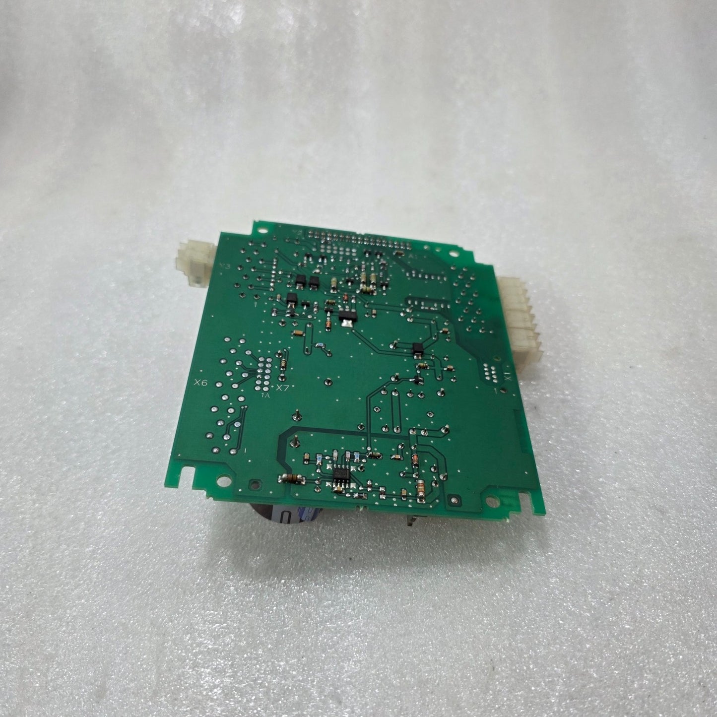 INDUSTRIAL PCB / INSULATION PLATE 4-431 6253 0A200 – ELECTRONIC COMPONENT MODULE
