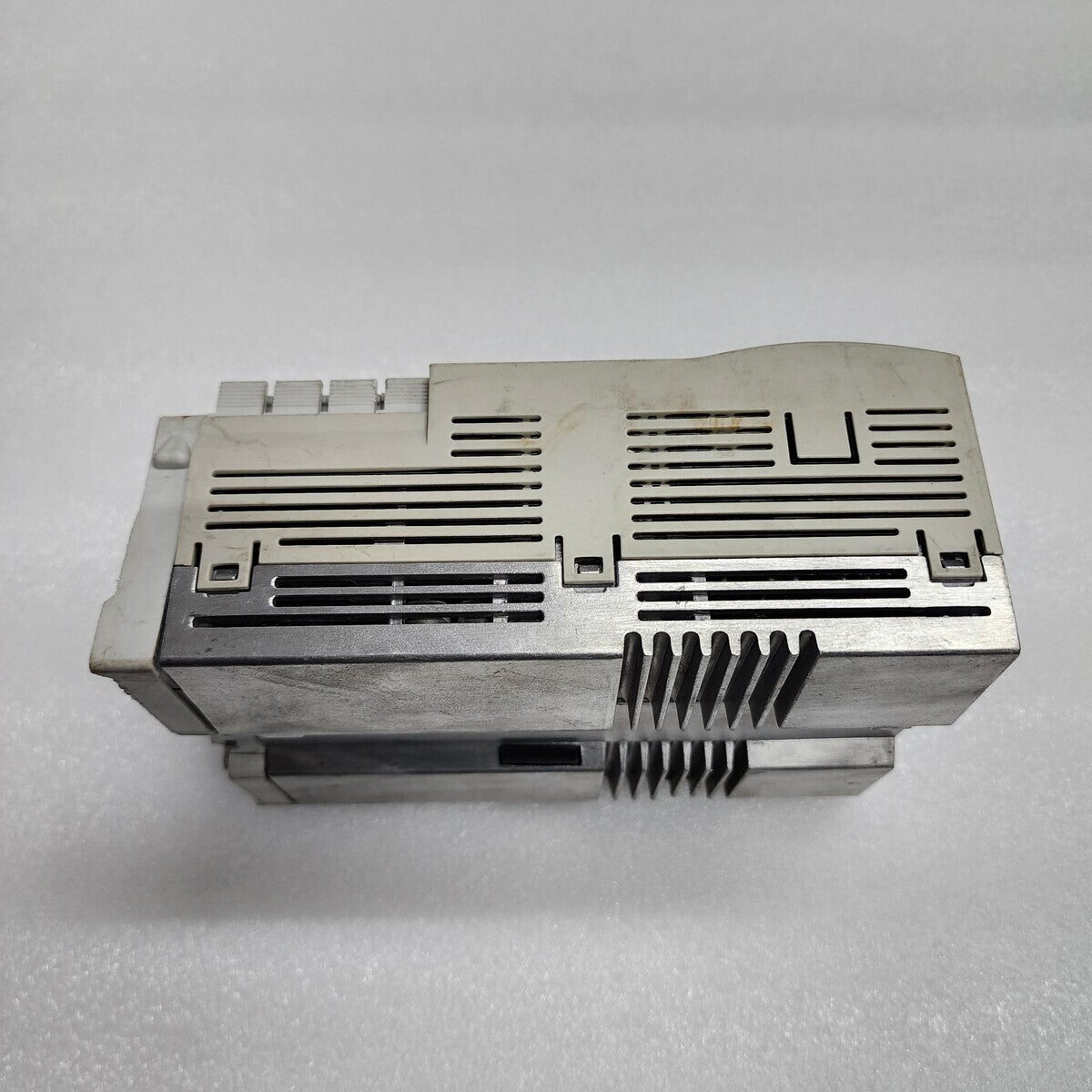 REXROTH CML40.2-NP-330-NA-NNNN-NW INDRACONTROL L40 R911170254 GO1 24VDC