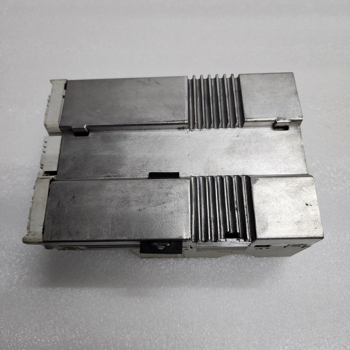 REXROTH CML40.2-NP-330-NA-NNNN-NW INDRACONTROL L40 R911170254 GO1 24VDC