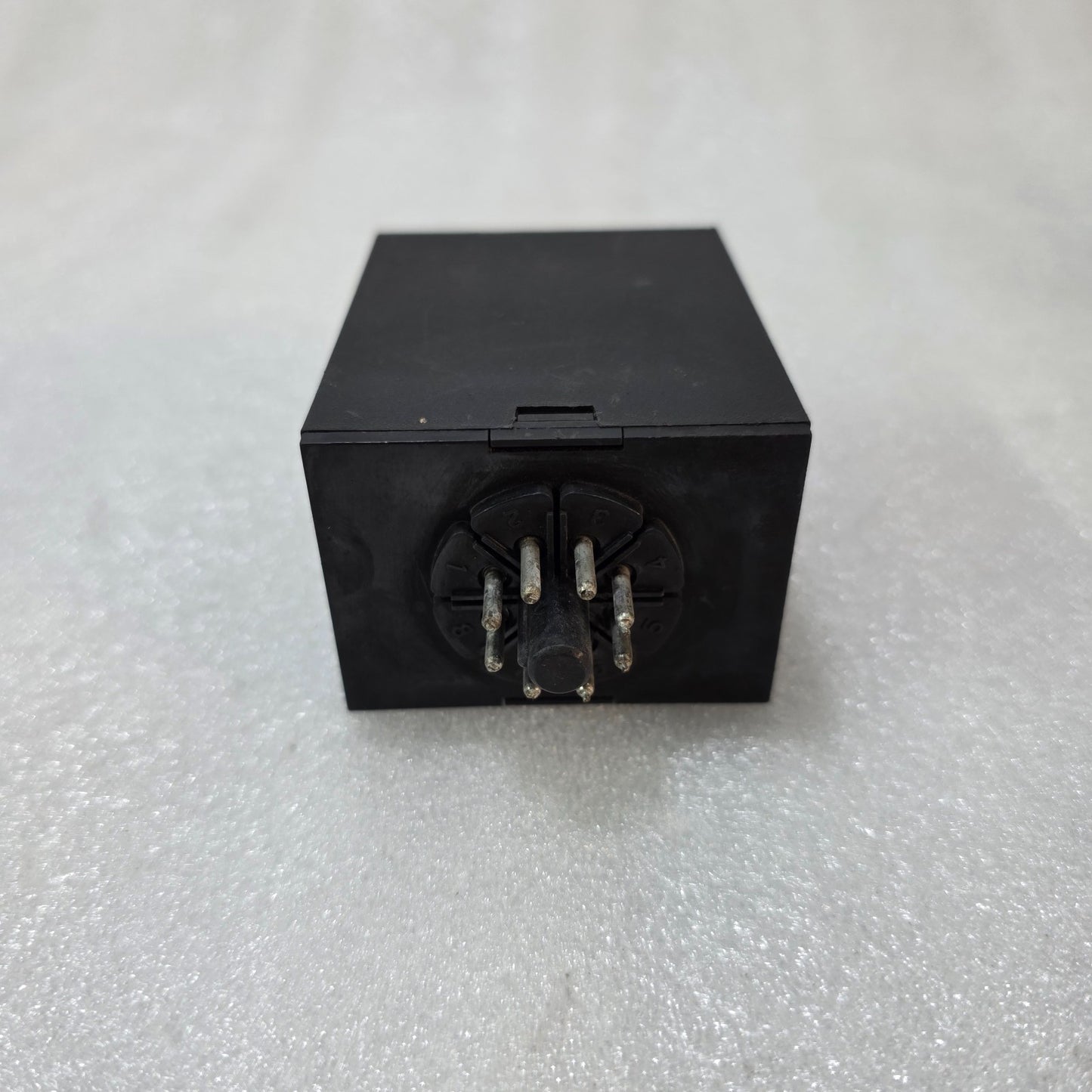 ABB SSAC TRM120A2Y180 TIME DELAY RELAY, 120VAC, ADJUSTABLE 2–180 SECONDS TIMER R