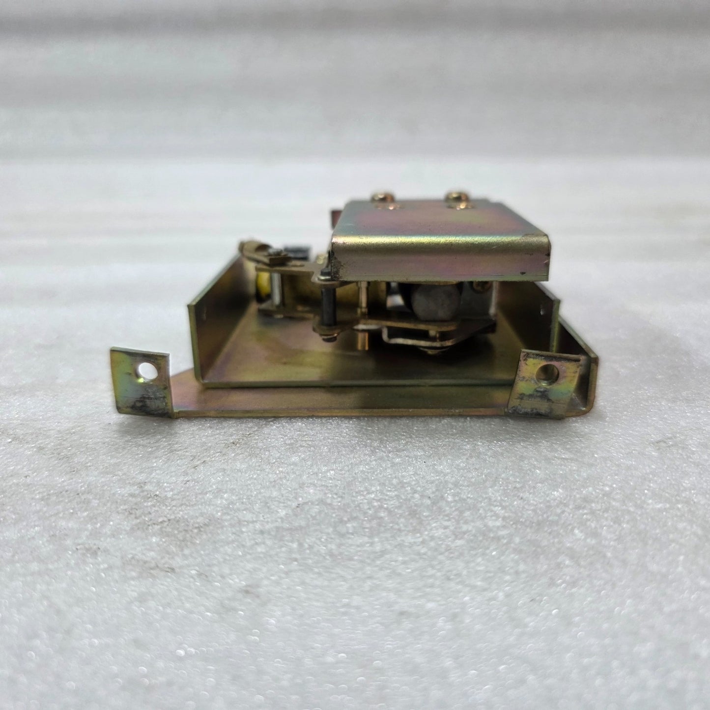 TERASAKI AVI-3 MAGNET HOLD TRIGGER | ELECTROMAGNETIC TRIP