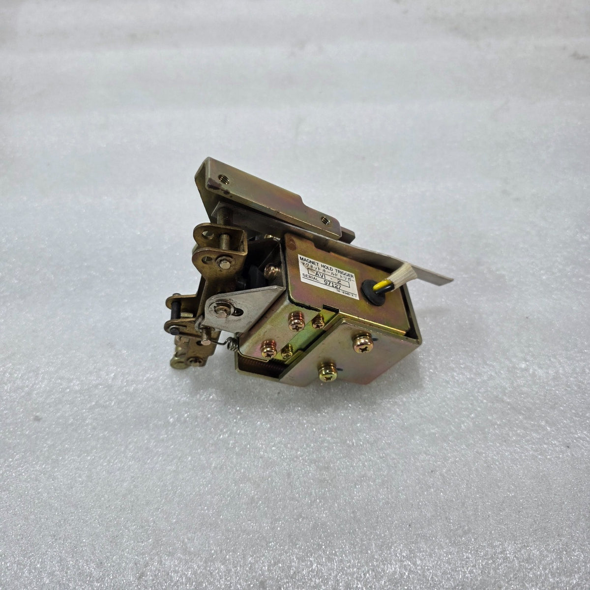 TERASAKI AVI-2 MAGNET HOLD TRIGGER UNIT | ELECTROMAGNETIC TRIP