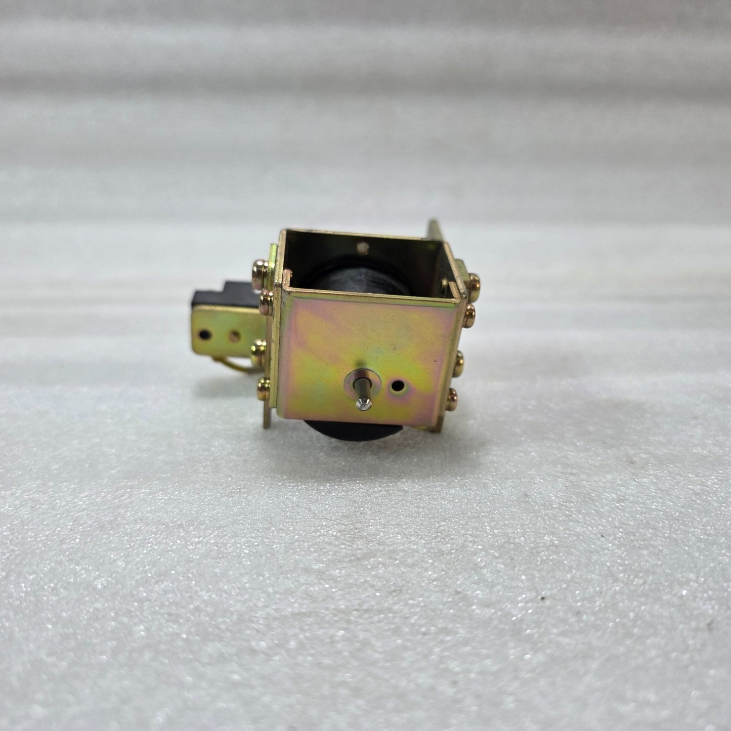 TERASAKI AVH-1 VOLTAGE TRIP DEVICE NA-5977-1-3 |420–480V AC UNDERVOLTAGE RELEASE
