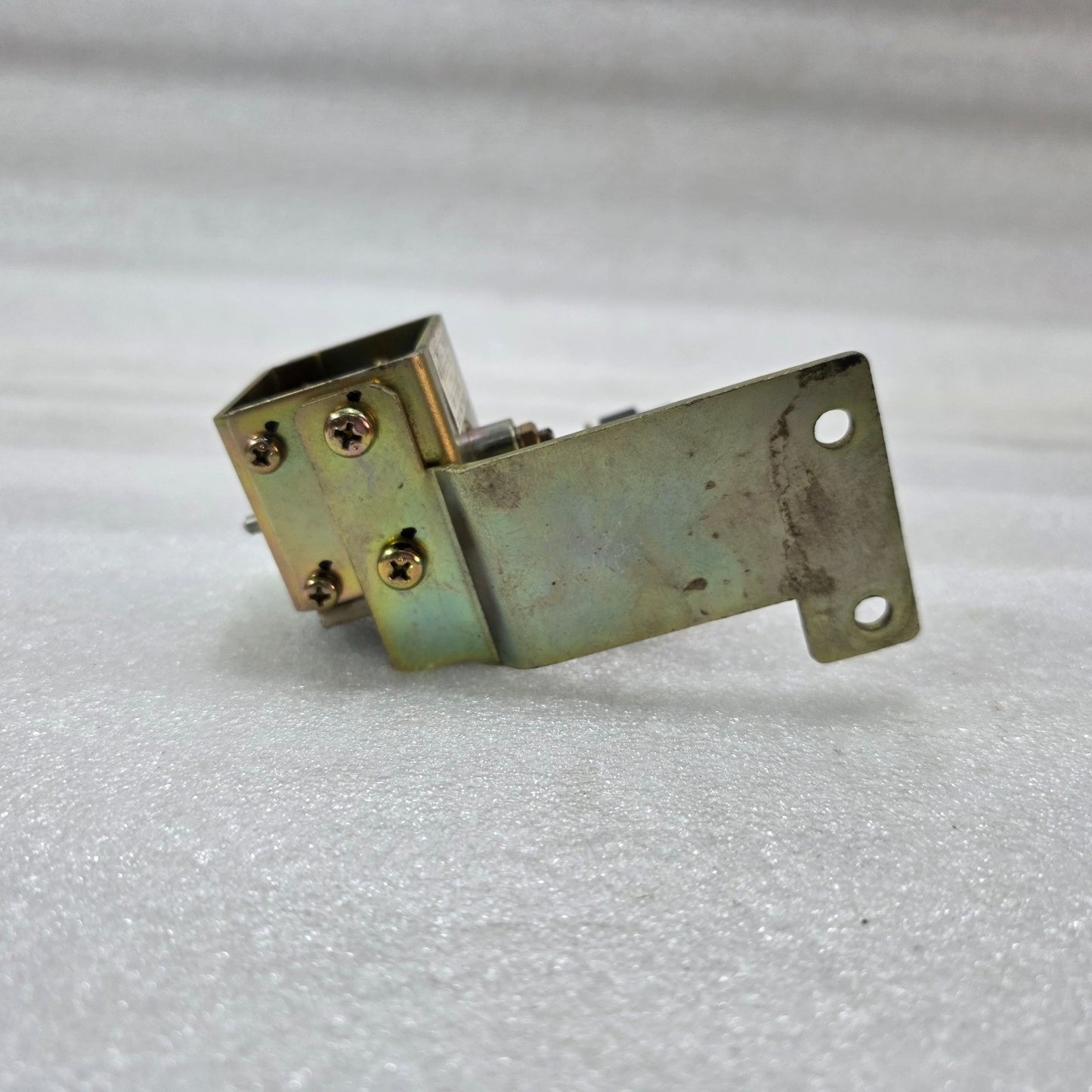 TERASAKI AVH-1 VOLTAGE TRIP DEVICE NA-5977-1-3 |420–480V AC UNDERVOLTAGE RELEASE
