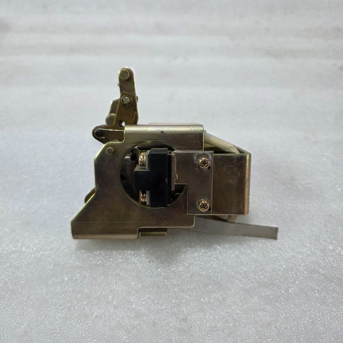 TERASAKI AVI-2 MAGNET HOLD TRIGGER UNIT | ELECTROMAGNETIC TRIP