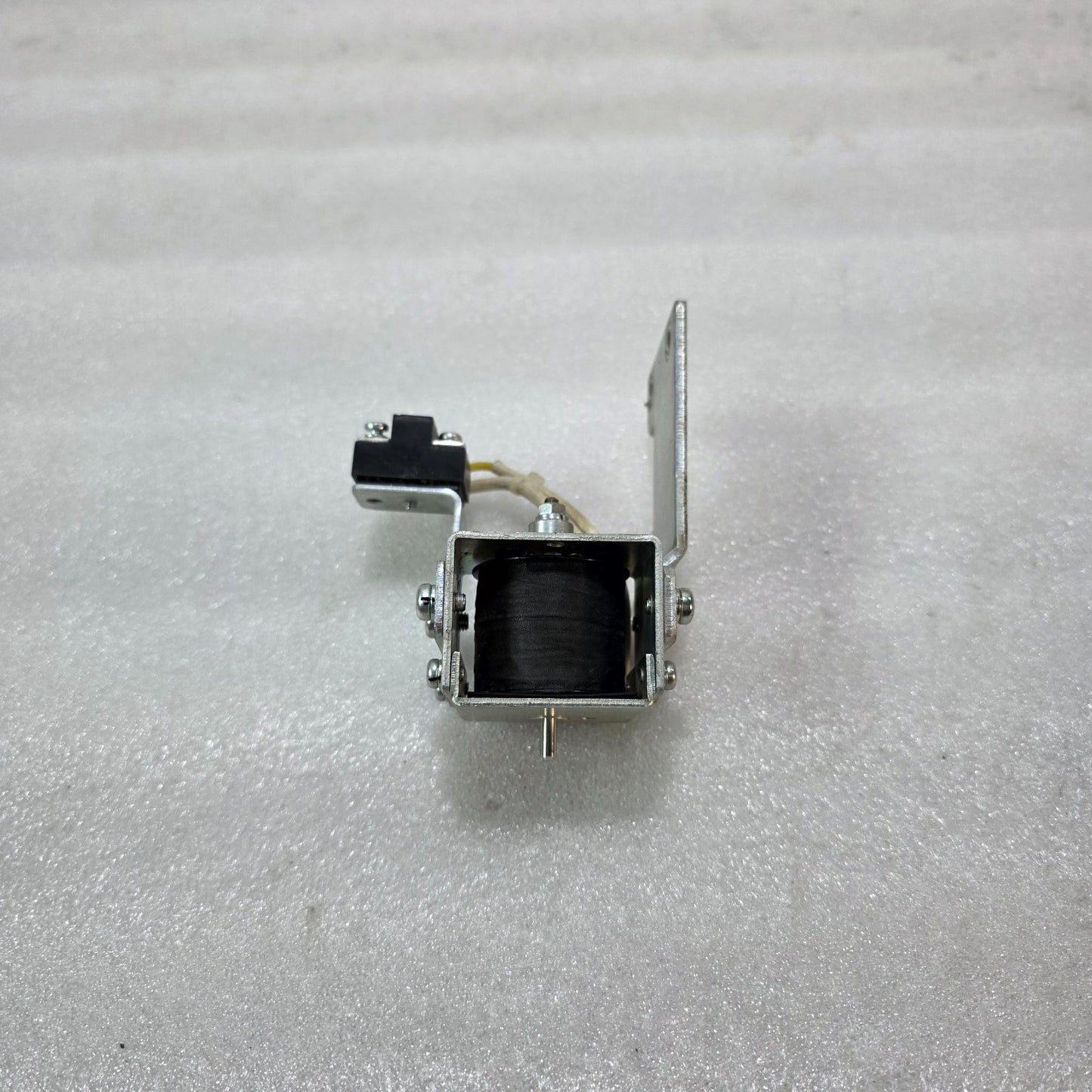 TERASAKI AVH-1 VOLTAGE TRIP DEVICE (NA-5977-1-3) | 420–480V AC |