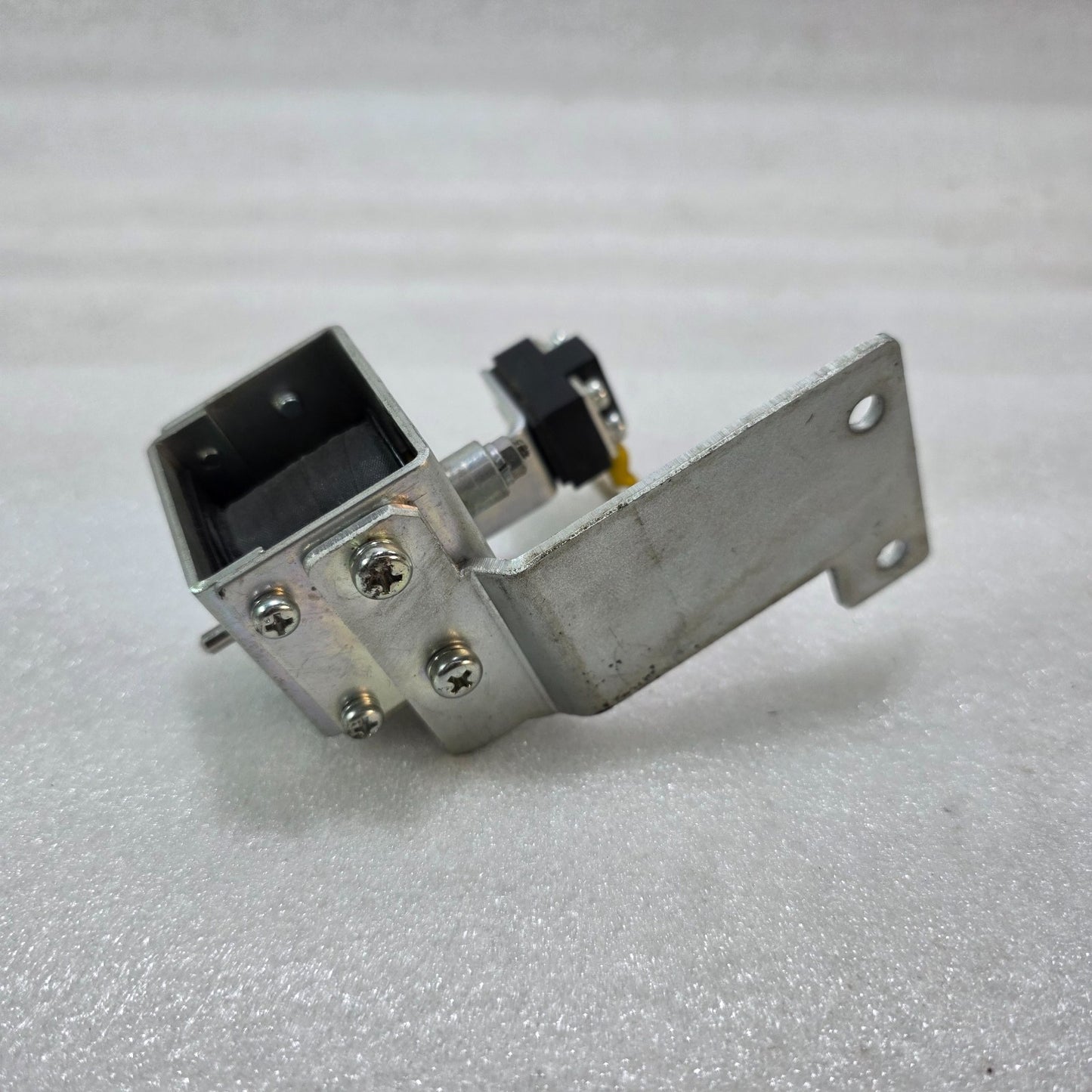 TERASAKI AVH-1 VOLTAGE TRIP DEVICE (NA-5977-1-3) | 420–480V AC |