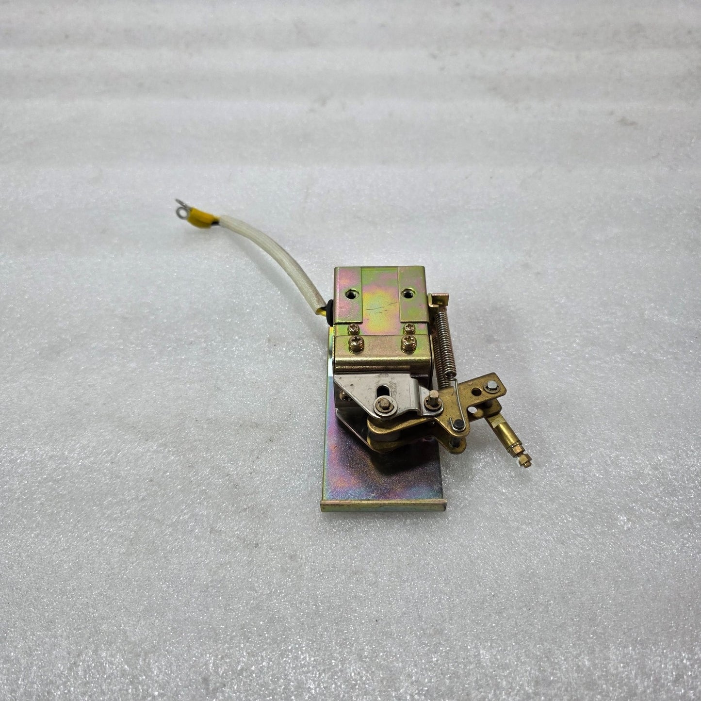 TERASAKI AVI-3 MAGNET HOLD TRIGGER | ELECTROMAGNETIC TRIP UNIT