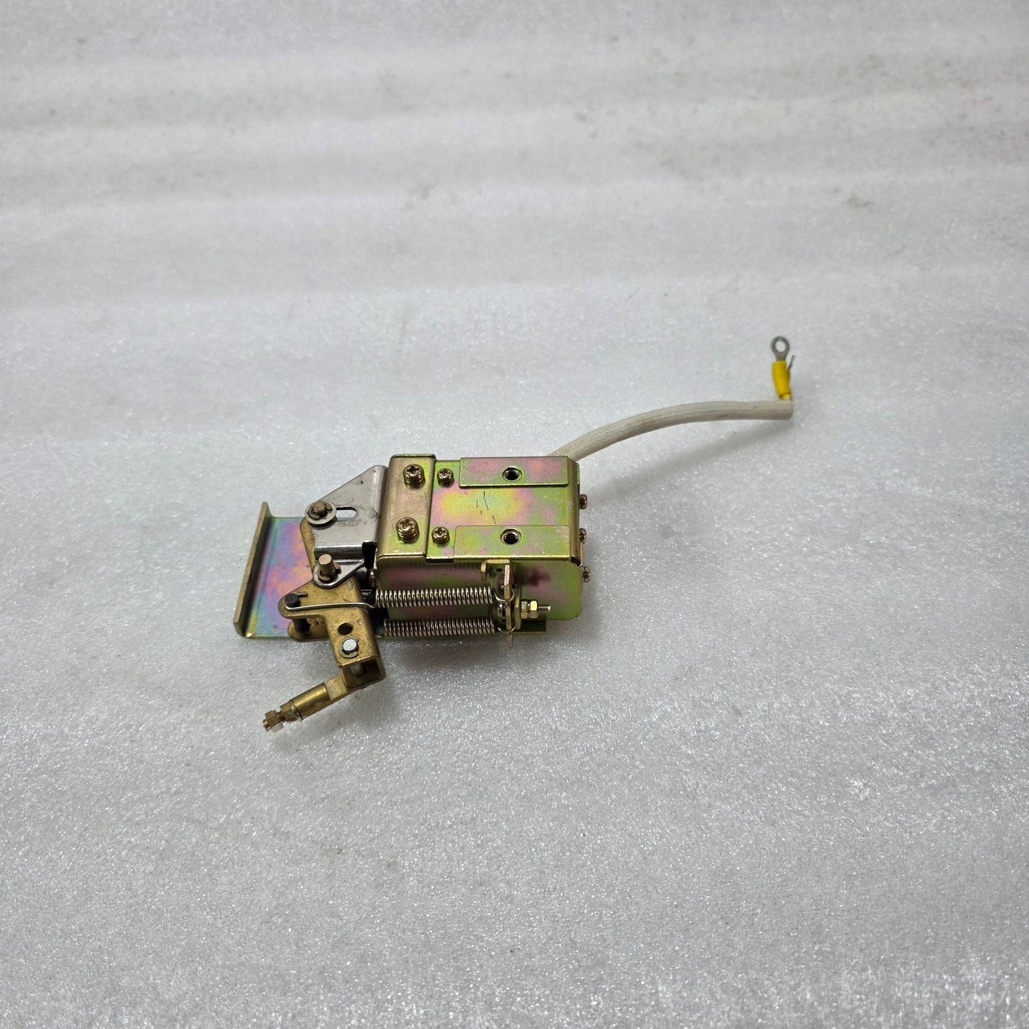 TERASAKI AVI-3 MAGNET HOLD TRIGGER | ELECTROMAGNETIC TRIP UNIT