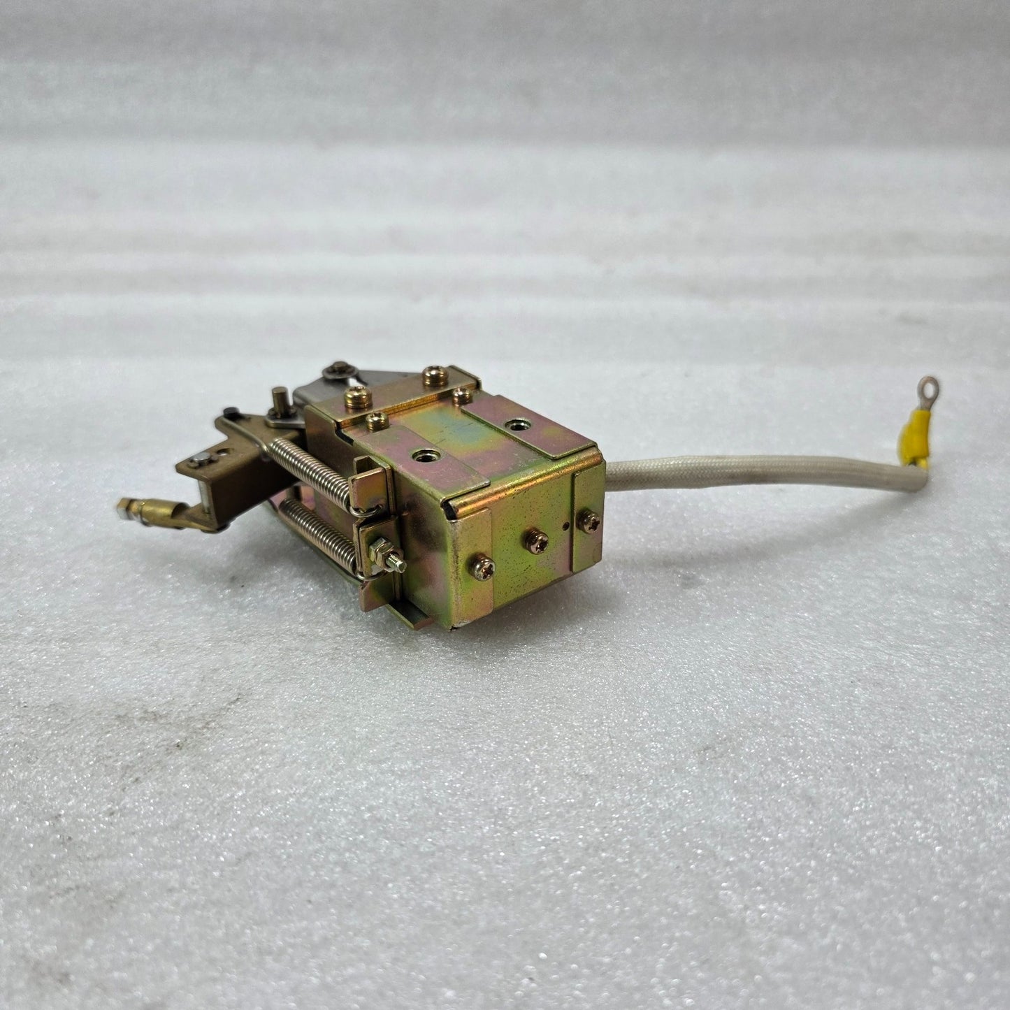 TERASAKI AVI-3 MAGNET HOLD TRIGGER | ELECTROMAGNETIC TRIP UNIT