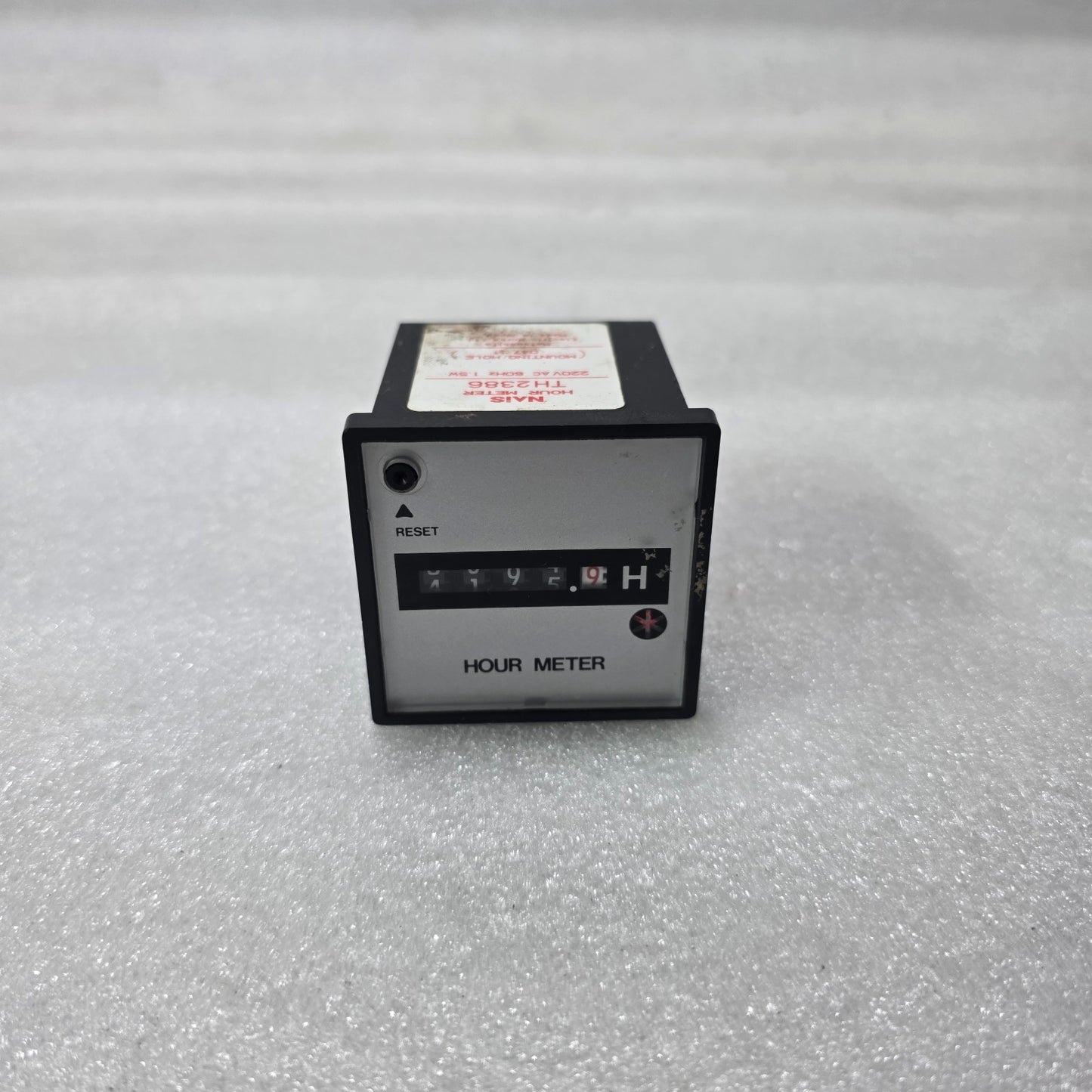 NAIS TH2386 HOUR METER 220V AC | MATSUSHITA ELECTRIC INDUSTRIAL TIME COUNTER PAN