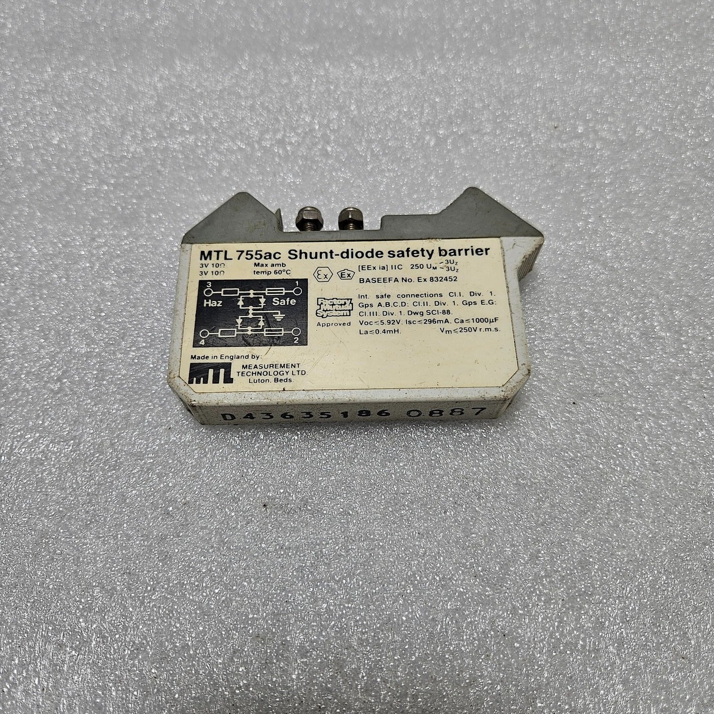 MEASUREMENT TECHNOLOGY MTL 755AC SHUNT DIODE SAFETY BARRIER