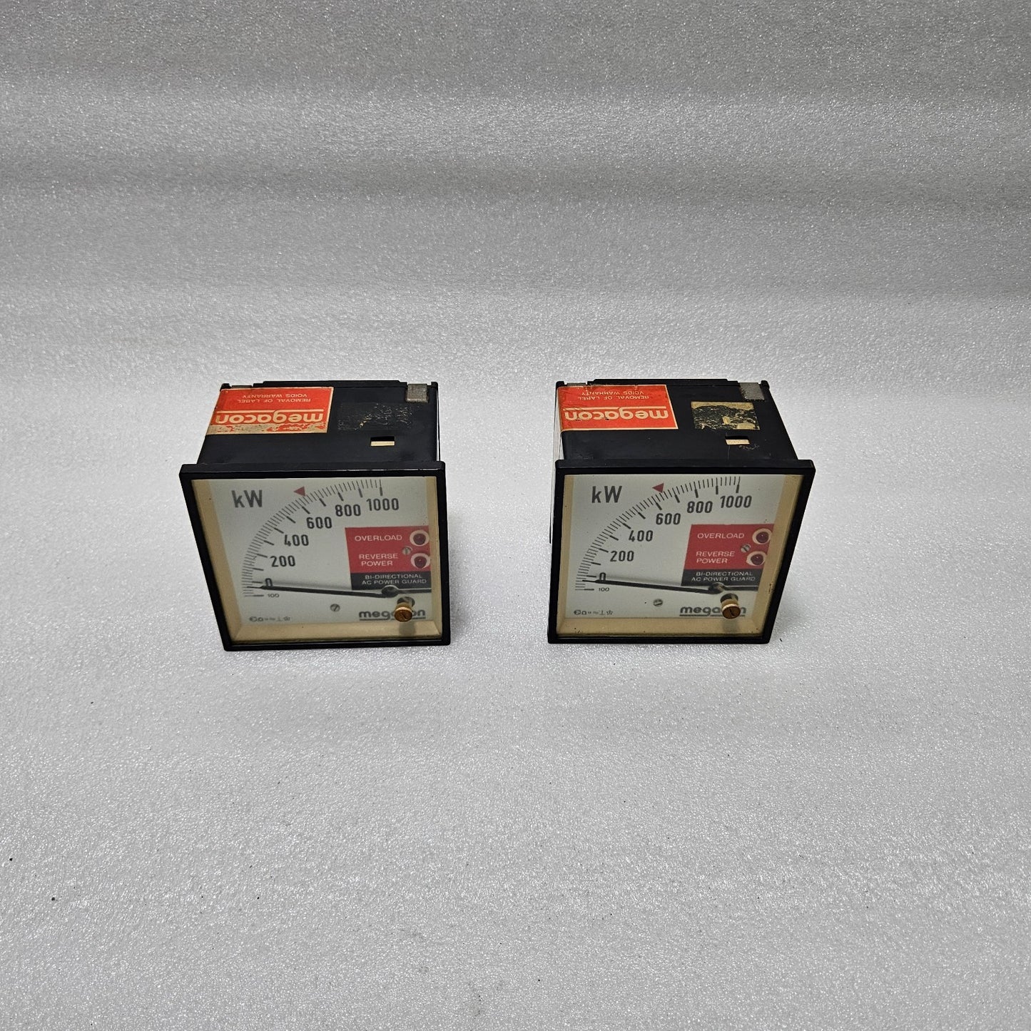 MEGACON KPM173 CONTACT INSTRUMENT WITH KW INDICATOR | 220–240V AC | 1–0–10 MA IN