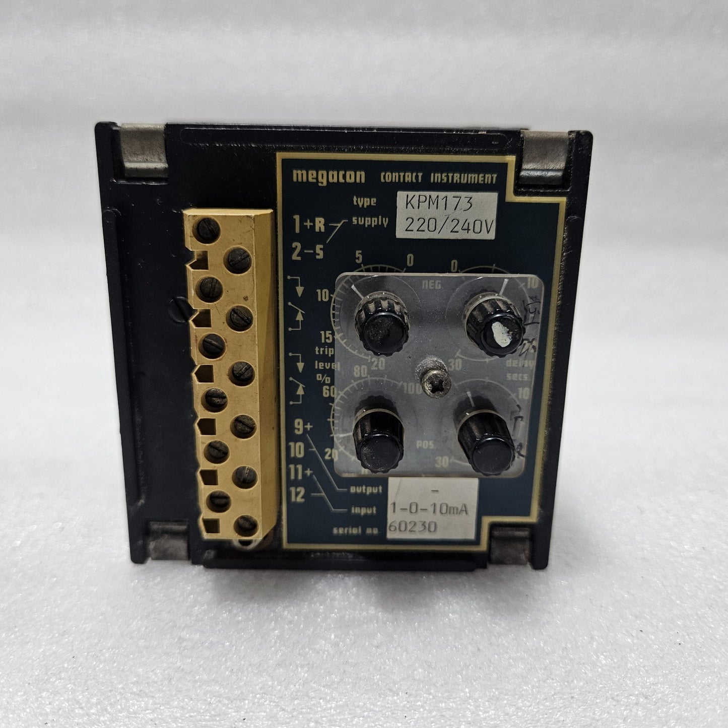 MEGACON KPM173 CONTACT INSTRUMENT WITH KW INDICATOR | 220–240V AC | 1–0–10 MA IN