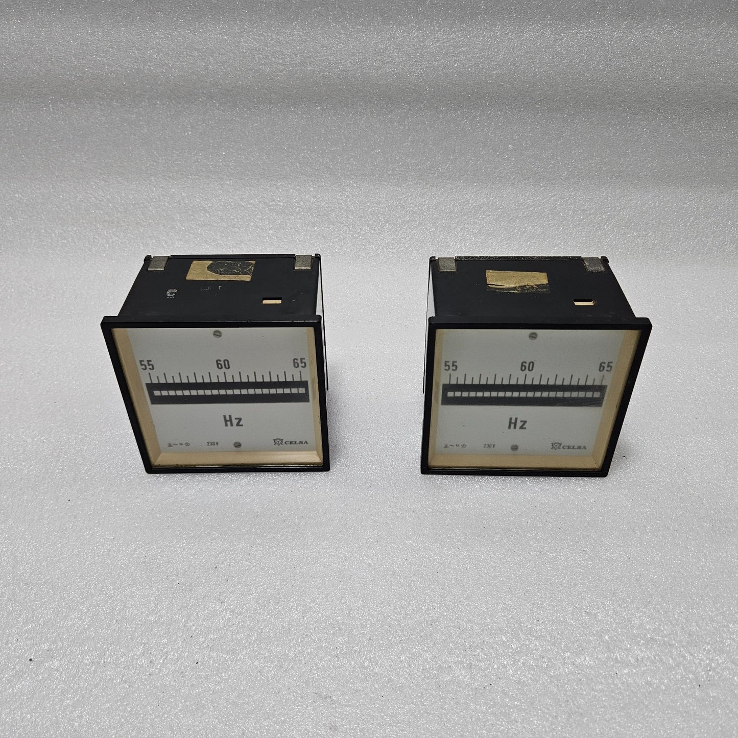 CELSA 55–65 HZ ANALOG FREQUENCY METER 230V AC PANEL MOUNTED HZ METER FOR GENERAT