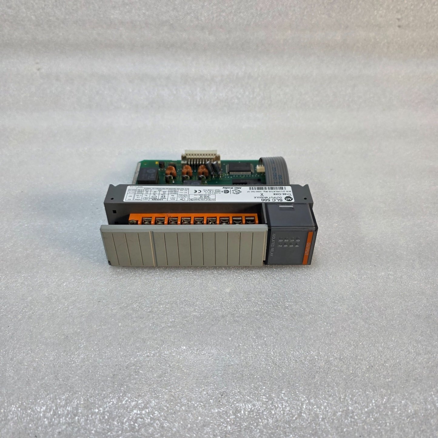ALLEN 1746-OX8 SLC 500 OUTPUT MODULE – RELAY OUTPUT MODULE, 8 CHANNEL
